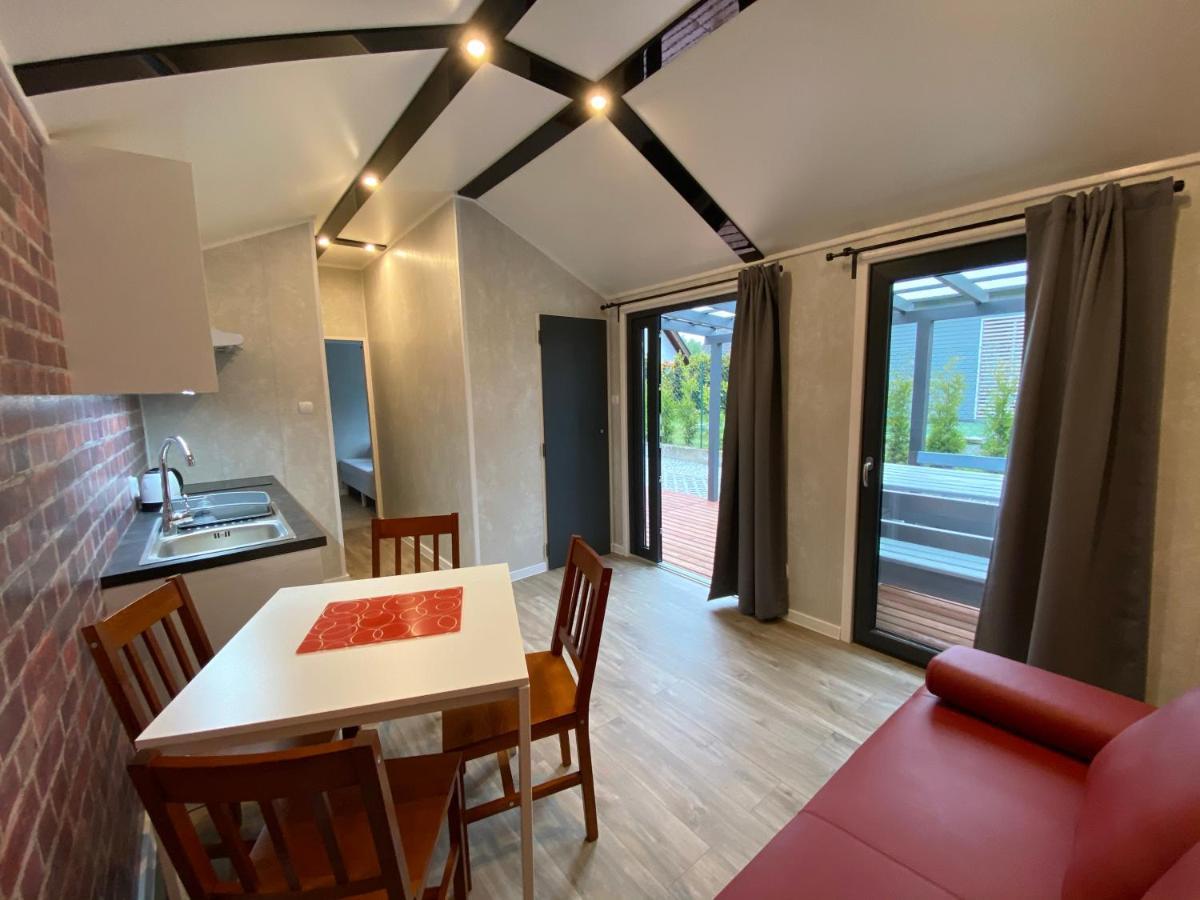 Domy Nad Morzem - Chata Pirata- Tiny House Dziwnów Exterior foto